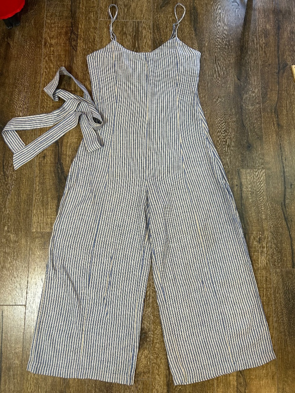 Jumpsuit straps size M-L wide legs
